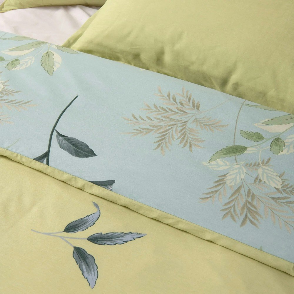 Dreamaker Penelope 100% Cotton Reversible Quilt Cover Set