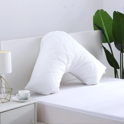 Cotton Cover Microfibre Filling Quilted V Shape Pillow Protector