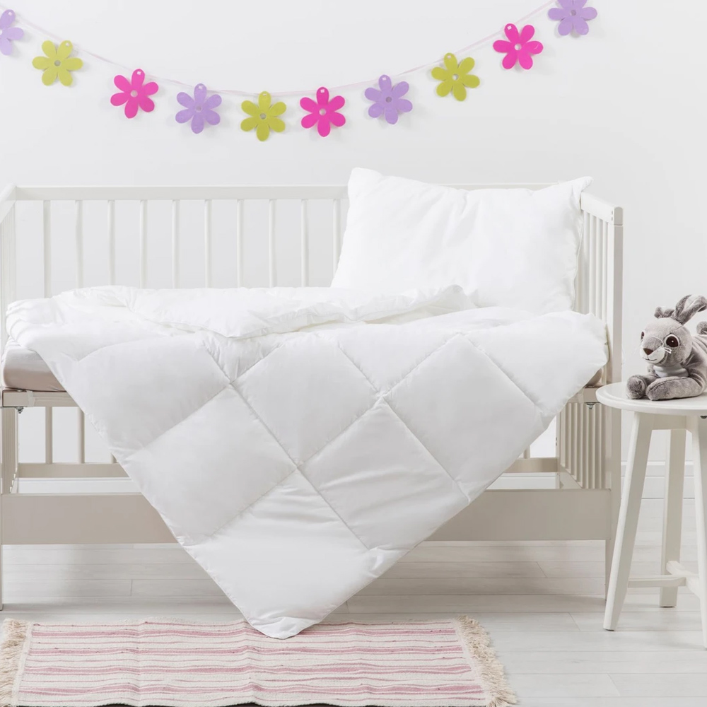 Down Alternative Microfibre Cot Quilt