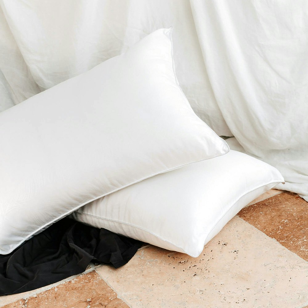 Bambi Sensitiva Embossed Micro Rich Pillow 2