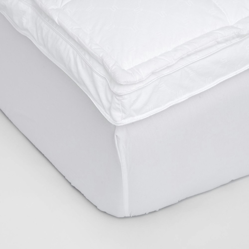 Sheridan Deluxe Dream Bed Mattress Topper 