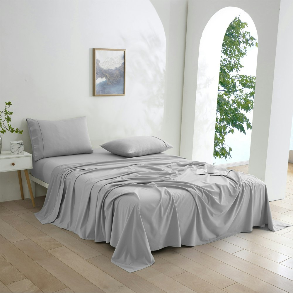 Dreamaker 130GSM Polyester Micro Flannel Sheet Set