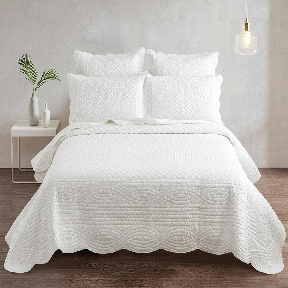 Renee Taylor Scallop Jacquard Coverlet Set Pearl