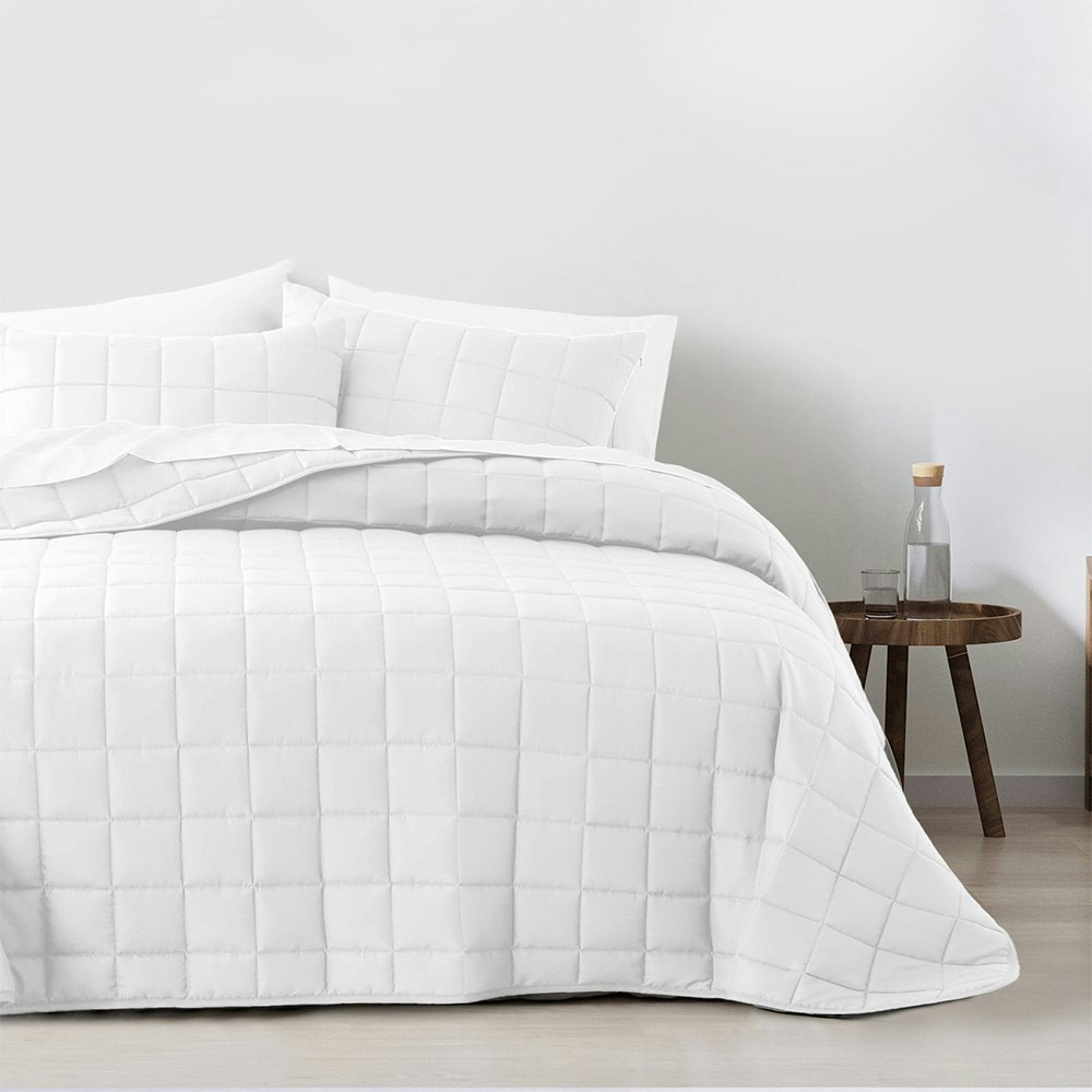 Royal Comfort All Season Coverlet Set White 2